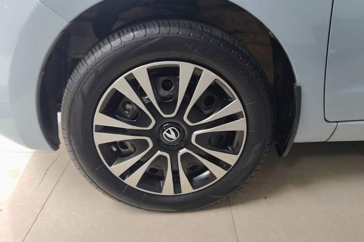 Used CHANGAN Benni E-Star 2021 National Edition Xin Yue Version Lithium Iron Phosphate (31.95 kWh) Exterior 4
