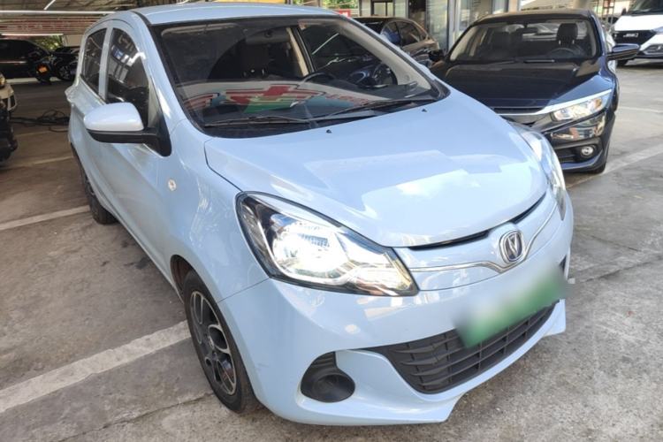 Used CHANGAN Benni E-Star 2021 National Edition Xinyi Version (Fast-Charging Edition) Lithium Iron Phosphate (31.18 kWh) Front Right 45 Deg