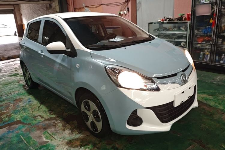 Used CHANGAN Benni E-Star 2021 National Edition Xin Yue Version Lithium Iron Phosphate (31.95 kWh) Front Right 45 Deg