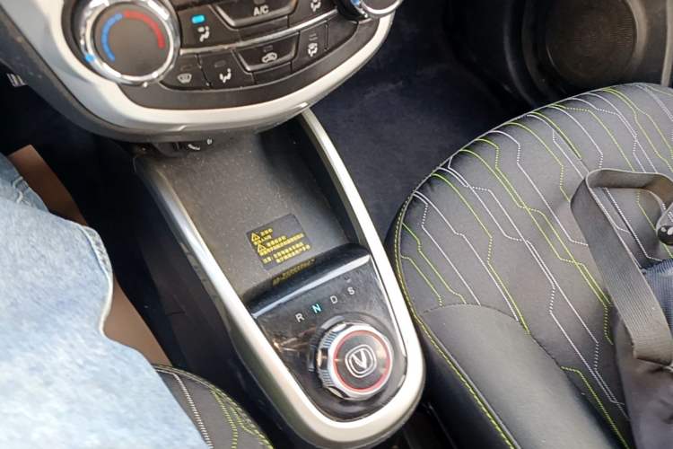 Used CHANGAN Benni E-Star 2021 National Edition Xin Yue Version Lithium Iron Phosphate (31.86 kWh) Gear Lever