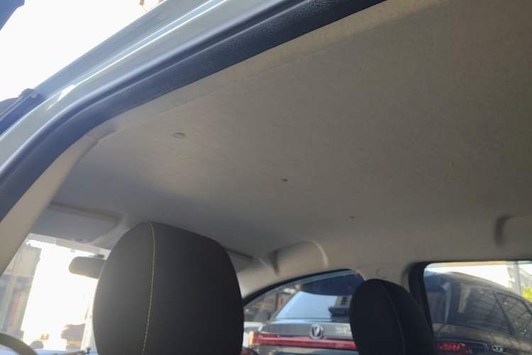 Used CHANGAN Benni E-Star 2021 National Edition Xin Yue Version Lithium Iron Phosphate (31.95 kWh) Headliner