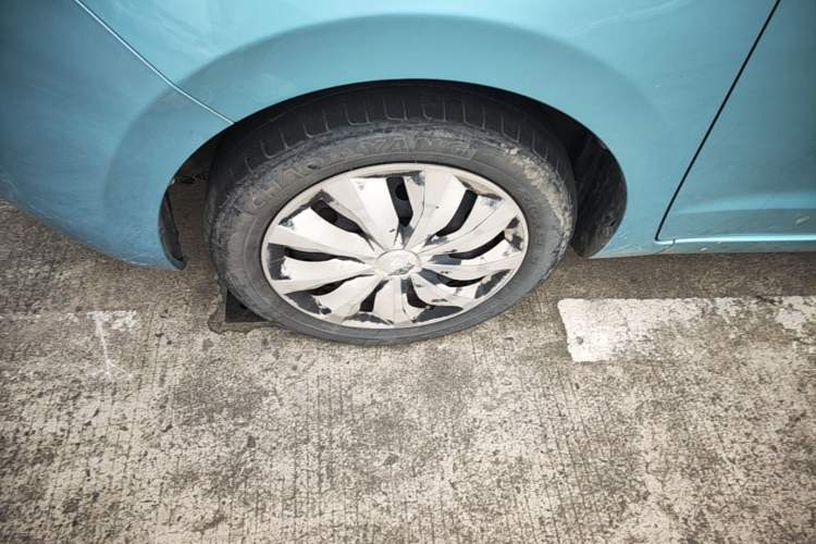Used CHANGAN Benni E-Star 2021 National Edition Xin Yue Version (Fast-Charging Edition) Lithium Iron Phosphate (31.95 kWh) Left Front Wheel Hub