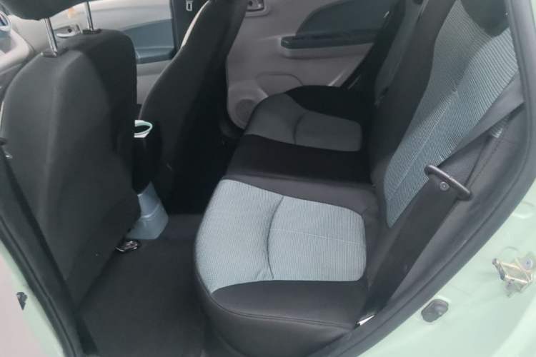 Used CHANGAN Benni E-Star 2021 National Edition Colorful Version Lithium Iron Phosphate (31.86 kWh) Left Rear Seat