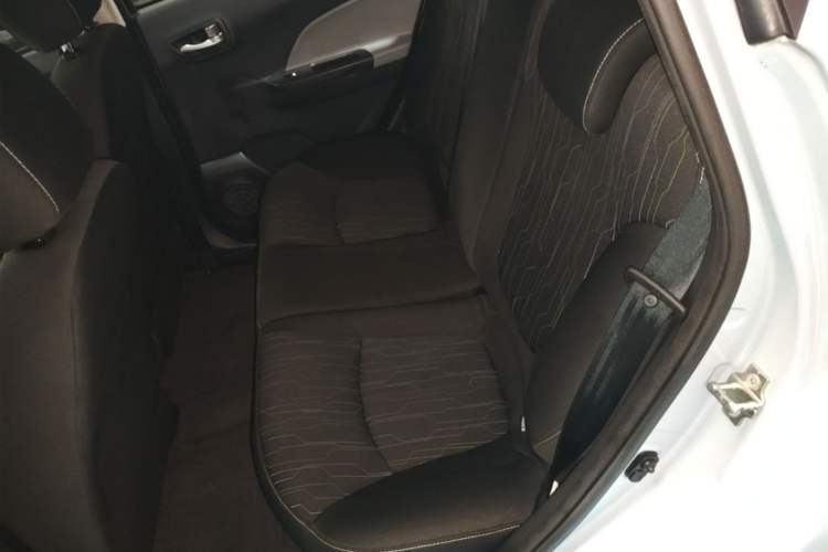 Used CHANGAN Benni E-Star 2021 National Edition Xin Yue Version Lithium Iron Phosphate (31.95 kWh) Left Rear Seat