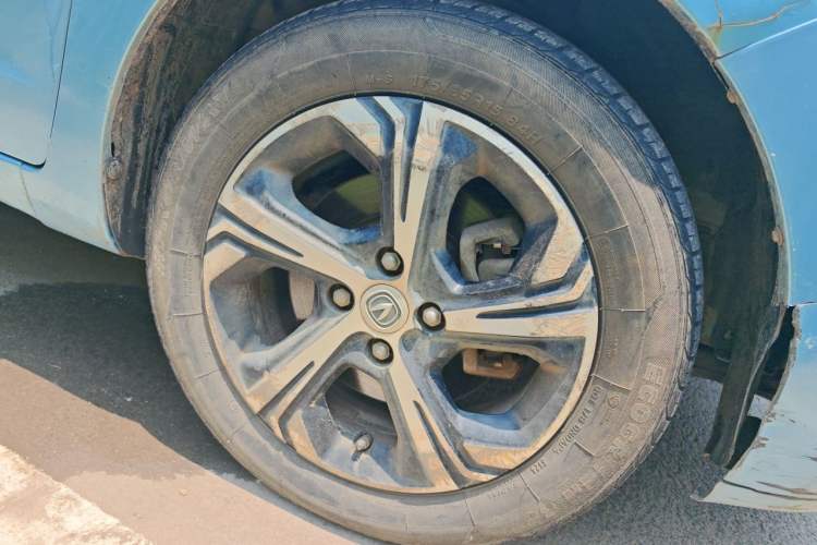 Used CHANGAN Benni E-Star 2021 National Edition Xin Yue Version (Fast-Charging Edition) Lithium Iron Phosphate (31.18 kWh) Right Front Wheel Hub