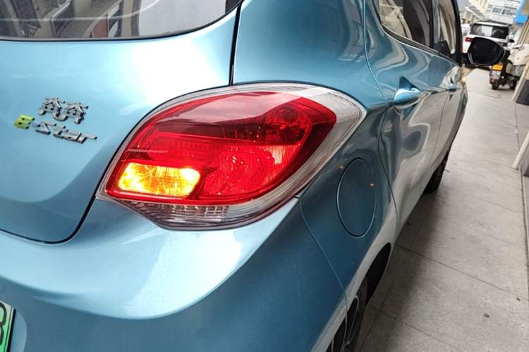 Used CHANGAN Benni E-Star 2021 National Edition Xinyue Version (Fast-Charging Edition) Lithium NMC Right Rear Taillight