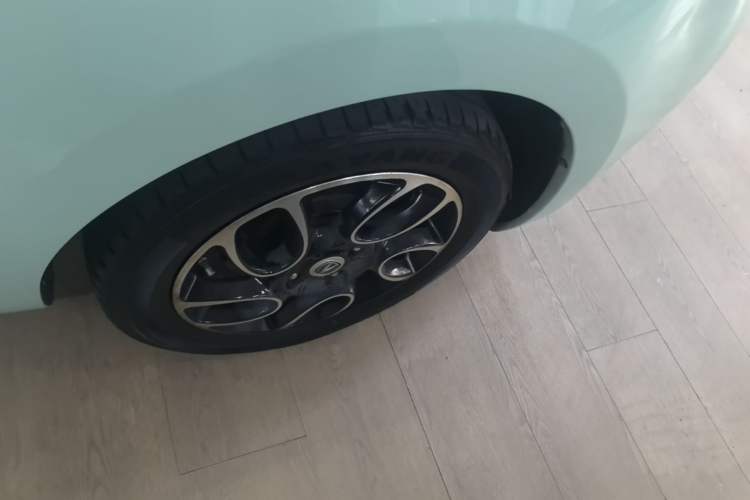 Used CHANGAN Benni E-Star 2021 National Edition Colorful Version Lithium Iron Phosphate (31.86 kWh) Right Rear Wheel Hub