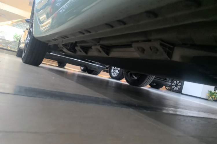 Used CHANGAN Benni E-Star 2021 National Edition Colorful Version Lithium Iron Phosphate (31.86 kWh) Right Side Sill