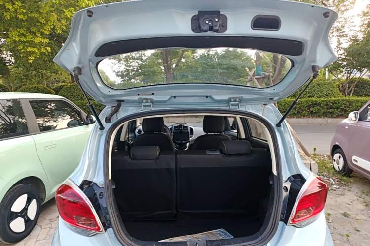 Used CHANGAN Benni E-Star 2021 National Edition Xin Yue Version Lithium Iron Phosphate (31.86 kWh) Trunk