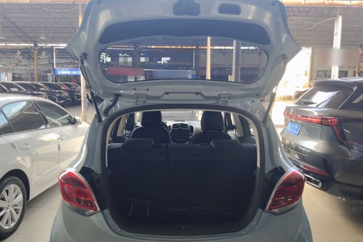 Used CHANGAN Benni E-Star 2021 National Edition Xin Yue Version Lithium Iron Phosphate (31.95 kWh) Trunk