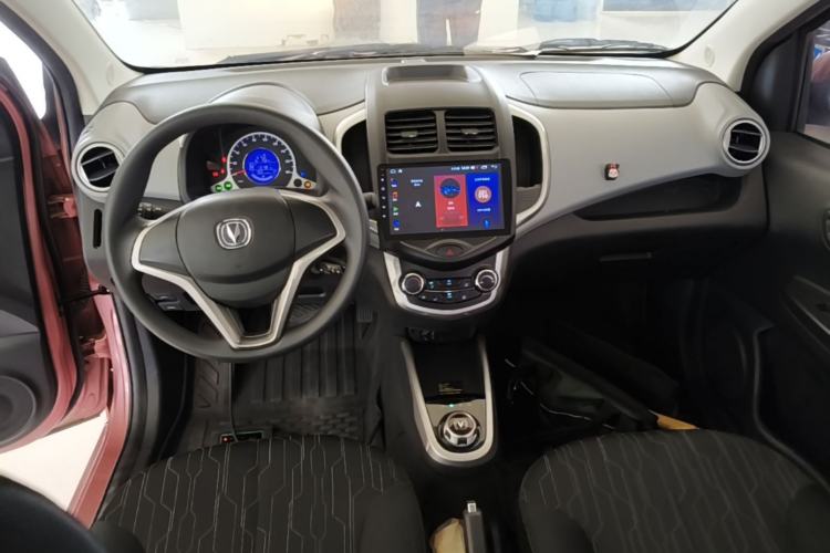 Used CHANGAN Benni E-Star 2021 National Edition Xin Yue Version (Fast-Charging Edition) Lithium Iron Phosphate (31.95 kWh) Center Console