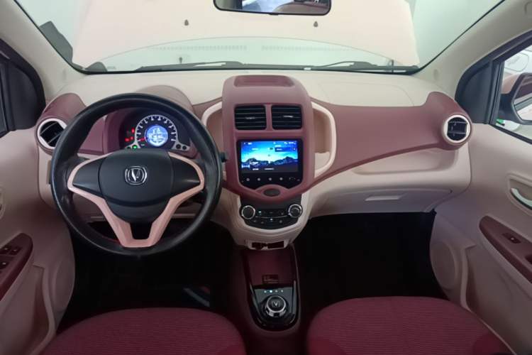 Used CHANGAN Benni E-Star 2021 National Edition Colorful Version Lithium Iron Phosphate (31.86 kWh) Center Console