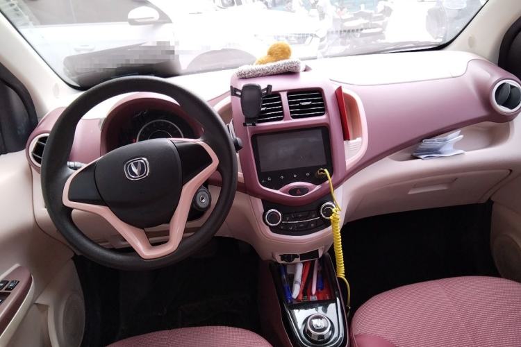 Used CHANGAN Benni E-Star 2021 National Edition Colorful Version Lithium Iron Phosphate (31.86 kWh) Center Console