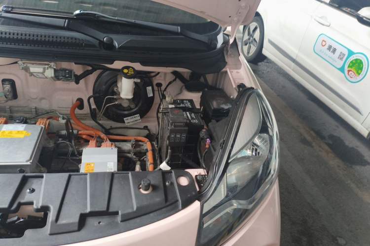 Used CHANGAN Benni E-Star 2021 National Edition Colorful Version Lithium Iron Phosphate (31.86 kWh) Engine Bay Left