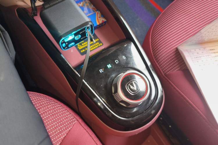 Used CHANGAN Benni E-Star 2021 National Edition Colorful Version Lithium Iron Phosphate (31.86 kWh) Gear Lever
