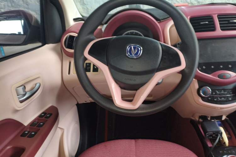 Used CHANGAN Benni E-Star 2021 National Edition Colorful Version Lithium Iron Phosphate (31.86 kWh) Steering Wheel