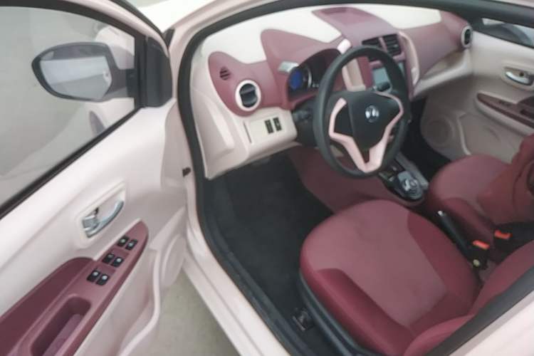 Used CHANGAN Benni E-Star 2021 National Edition Colorful Version Lithium Iron Phosphate (31.86 kWh) Driver Seat