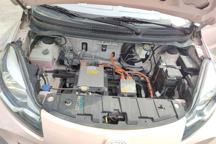 Used CHANGAN Benni E-Star 2021 National Edition Colorful Version Lithium Iron Phosphate (31.86 kWh) Engine Bay