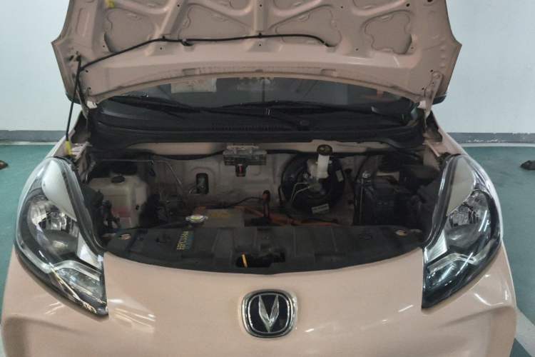 Used CHANGAN Benni E-Star 2021 National Edition Colorful Version Lithium Iron Phosphate (31.86 kWh) Engine Bay