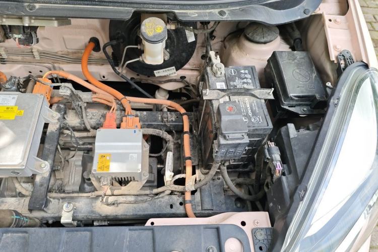Used CHANGAN Benni E-Star 2021 National Edition Colorful Version Lithium Iron Phosphate (31.86 kWh) Engine Bay Left