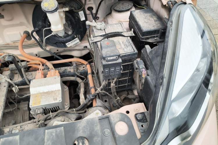 Used CHANGAN Benni E-Star 2021 National Edition Colorful Version Lithium Iron Phosphate (31.86 kWh) Engine Bay Left