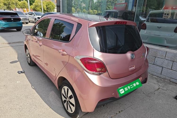 Used CHANGAN Benni E-Star 2021 National Edition Xin Yue Version (Fast-Charging Edition) Lithium Iron Phosphate (31.95 kWh) Exterior 2