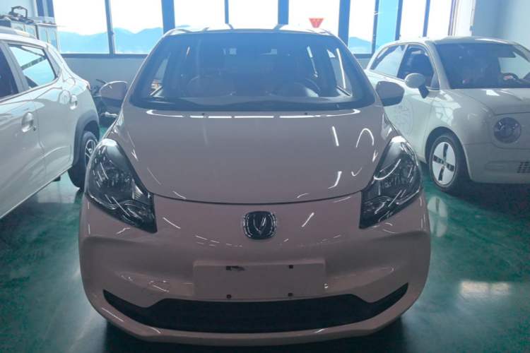 Used CHANGAN Benni E-Star 2021 National Edition Xin Yue Version (Fast-Charging Edition) Lithium Iron Phosphate (31.18 kWh) Front