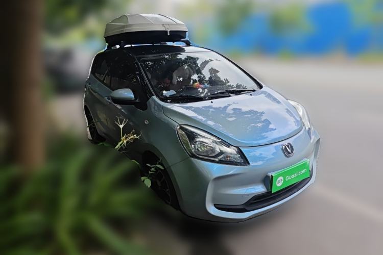 Used CHANGAN Benni E-Star 2021 National Edition Colorful Version Lithium Iron Phosphate (31.95 kWh) Front Right 45 Deg