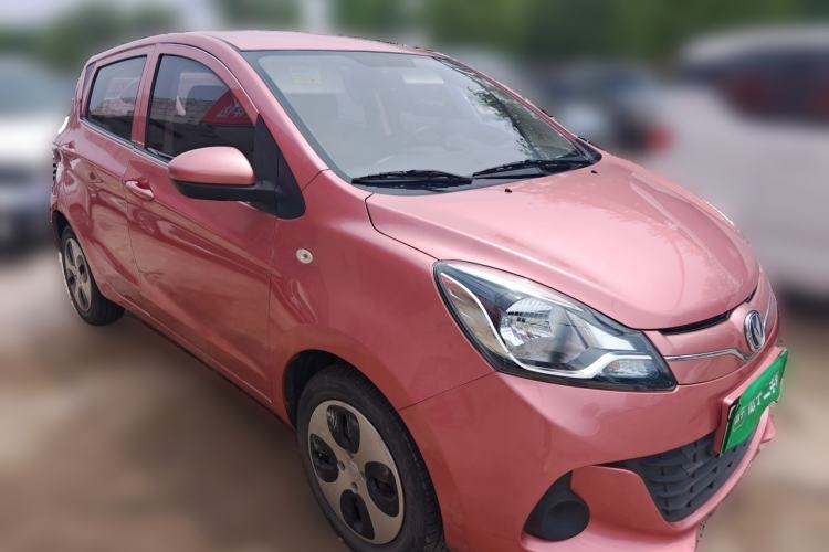 Used CHANGAN Benni E-Star 2021 National Edition Xin Yue Version (Fast-Charging Edition) Lithium Iron Phosphate (31.95 kWh) Front Right 45 Deg