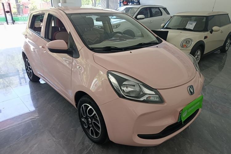 Used CHANGAN Benni E-Star 2021 National Edition Colorful Version Lithium Iron Phosphate (31.86 kWh) Front Right 45 Deg