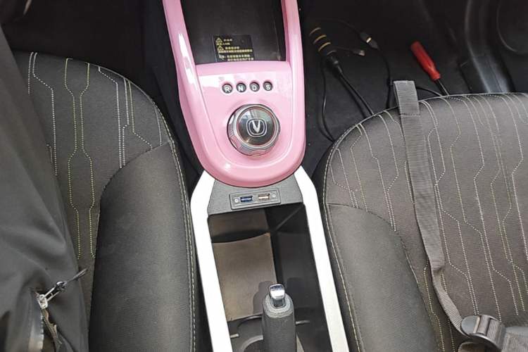 Used CHANGAN Benni E-Star 2021 National Edition Xin Yue Version (Fast-Charging Edition) Lithium Iron Phosphate (31.95 kWh) Gear Lever