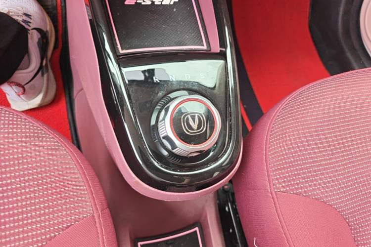 Used CHANGAN Benni E-Star 2021 National Edition Xinyi Edition Lithium Iron Phosphate (31.95 kWh) Gear Lever