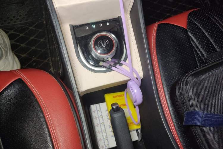 Used CHANGAN Benni E-Star 2021 National Edition Xin Yue Version Lithium Iron Phosphate (31.95 kWh) Gear Lever