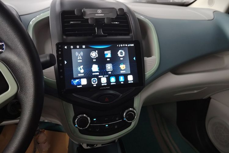 Used CHANGAN Benni E-Star 2021 National Edition Colorful Version Lithium Iron Phosphate (31.18 kWh) Audio And AC Panel