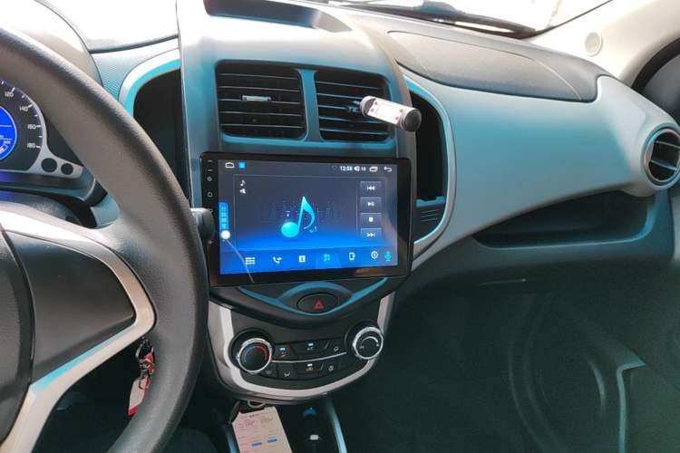 Used CHANGAN Benni E-Star 2021 National Edition Xin Yue Version Lithium Iron Phosphate (31.18 kWh) Audio And AC Panel