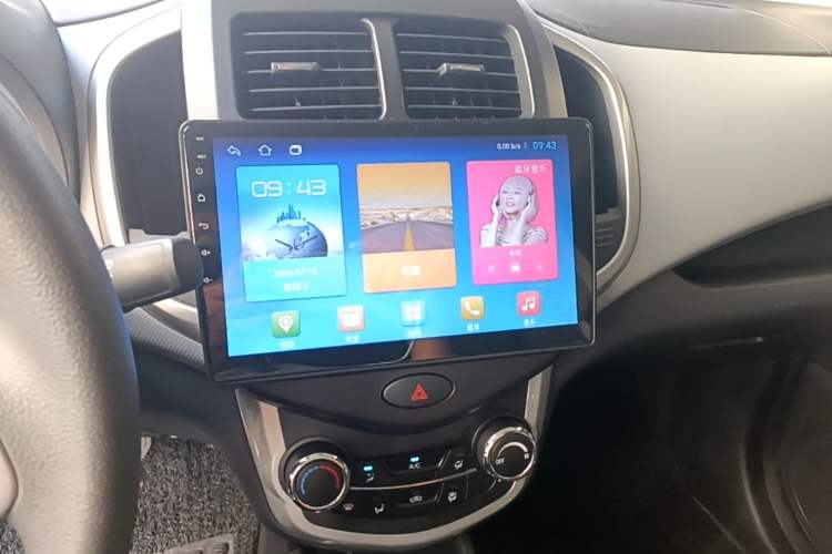 Used CHANGAN Benni E-Star 2021 National Edition Xin Yue Version Lithium Iron Phosphate (31.18 kWh) Audio And AC Panel