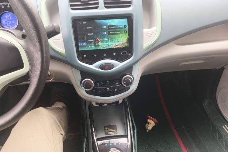 Used CHANGAN Benni E-Star 2021 National Edition Colorful Version Lithium Iron Phosphate (31.86 kWh) Audio And AC Panel