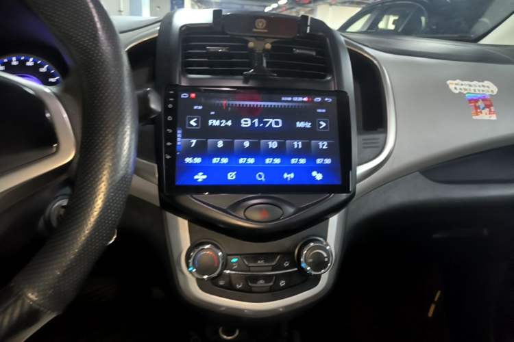 Used CHANGAN Benni E-Star 2021 National Edition Xin Yue Version (Fast-Charging Edition) Lithium Iron Phosphate (31.18 kWh) Audio And AC Panel