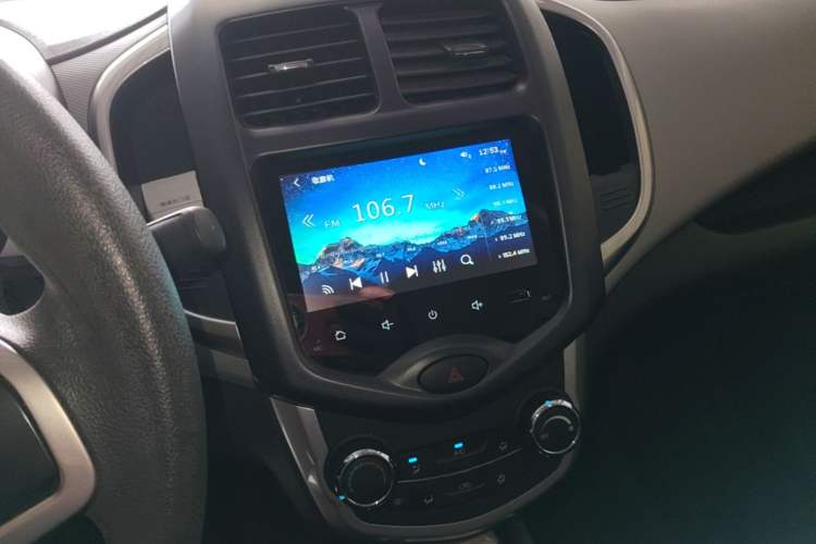 Used CHANGAN Benni E-Star 2021 National Edition Xinyi Version (Fast-Charging Edition) Lithium Iron Phosphate (31.95 kWh) Audio And AC Panel