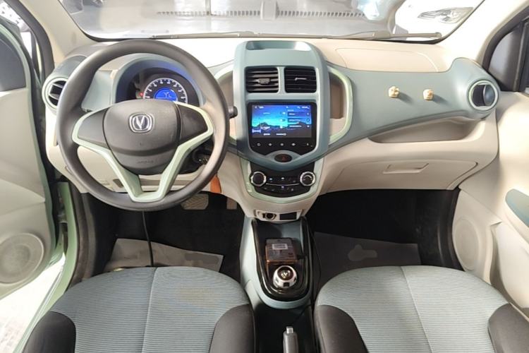 Used CHANGAN Benni E-Star 2021 National Edition Colorful Version Lithium Iron Phosphate (31.86 kWh) Center Console