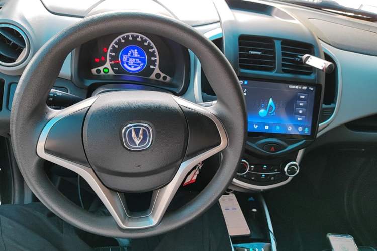 Used CHANGAN Benni E-Star 2021 National Edition Xin Yue Version Lithium Iron Phosphate (31.18 kWh) Center Console