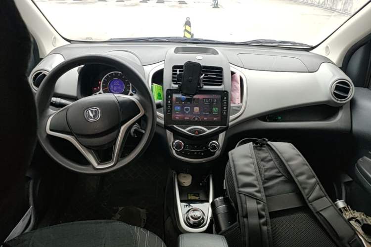 Used CHANGAN Benni E-Star 2021 National Edition Xin Yue Version (Fast-Charging Edition) Lithium Iron Phosphate (31.18 kWh) Center Console