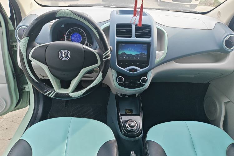 Used CHANGAN Benni E-Star 2021 National Edition Colorful Version Lithium Iron Phosphate (31.86 kWh) Center Console