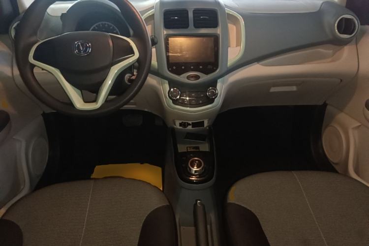 Used CHANGAN Benni E-Star 2021 National Edition Xin Yue Version Lithium-Ion Battery Center Console