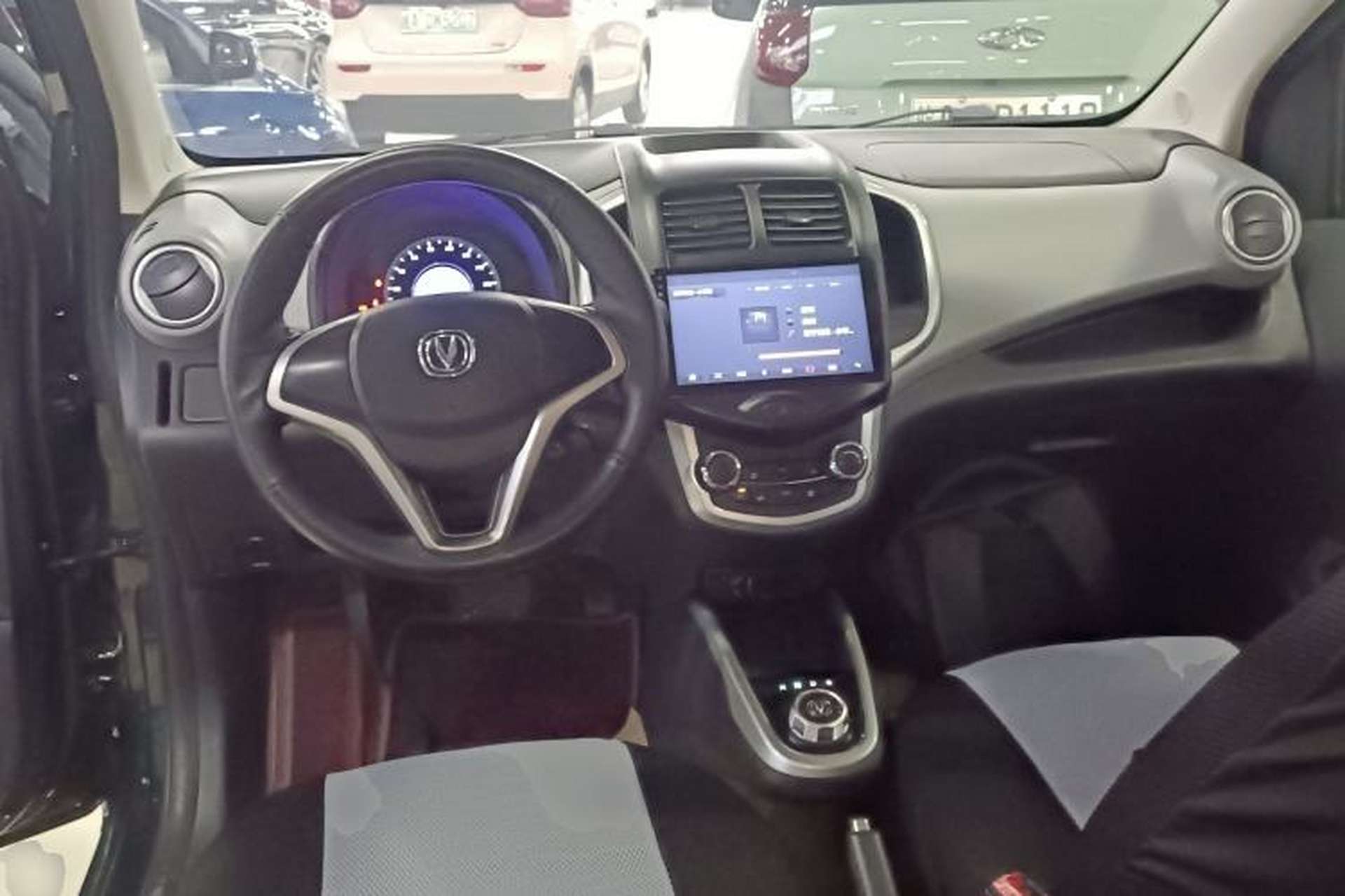 Used CHANGAN Benni E-Star 2021 National Edition Xin Yue Version Lithium Iron Phosphate (31.86 kWh) Center Console