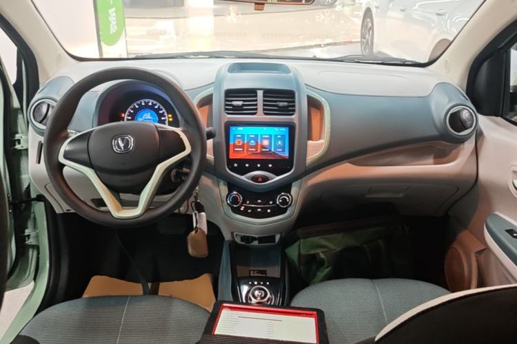 Used CHANGAN Benni E-Star 2021 National Edition Colorful Version Lithium Iron Phosphate (31.86 kWh) Center Console