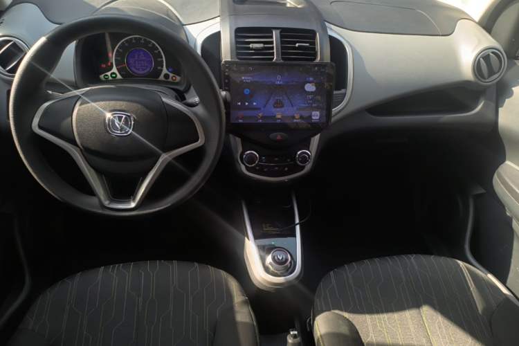 Used CHANGAN Benni E-Star 2021 National Edition Xin Yue Version Lithium Iron Phosphate (31.86 kWh) Center Console
