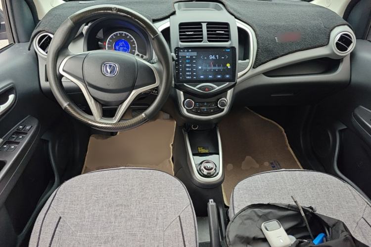 Used CHANGAN Benni E-Star 2021 National Edition Xin Yue Version Lithium Iron Phosphate (31.86 kWh) Center Console