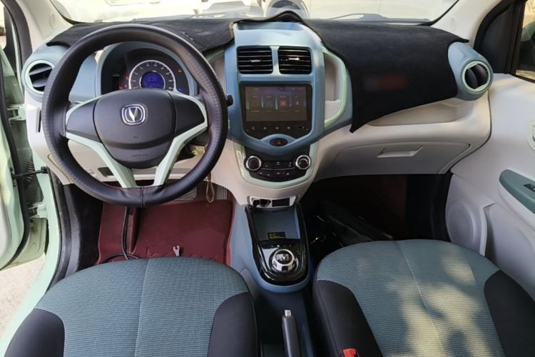 Used CHANGAN Benni E-Star 2021 National Edition Colorful Version Lithium Iron Phosphate (31.86 kWh) Center Console