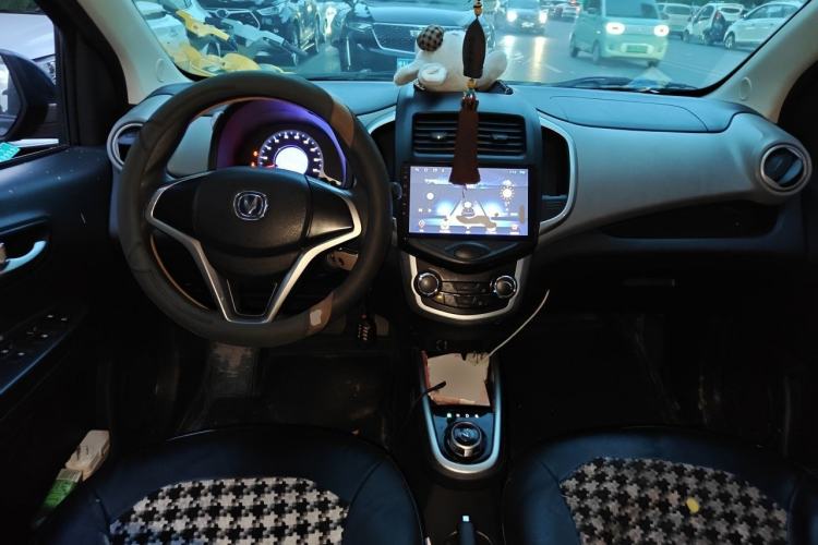 Used CHANGAN Benni E-Star 2021 National Edition Xin Yue Version Lithium Iron Phosphate (31.86 kWh) Center Console